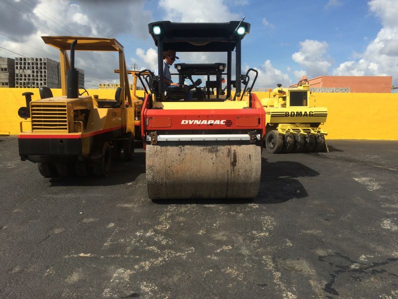  2012 dynapac CC424VF 66" d/d roller