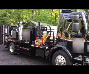  Автономный комплекс для ямочного ремонта на шасси грузовика- Kenworth K270 HDE-2THBR Infrared Hotbox. 
