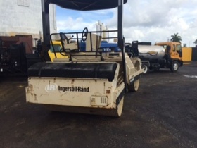 Виброкаток Ingersoll Rand DD110HF 