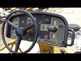 Асфальтоукладчик Cat 655 Track Paver