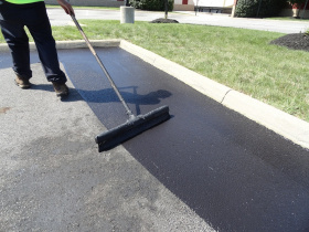 Гидроизолирующее защитное покрытие для асфальта  MICRO-PAVE PRO-BLEND