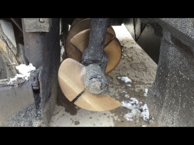 Асфальтоукладчик Cat 655 Track Paver