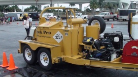     CP-125 CrackPro Heated Hose Machine