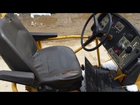 Асфальтоукладчик Cat 655 Track Paver